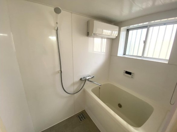 大阪市城東区中浜3丁目　戸建の浴室