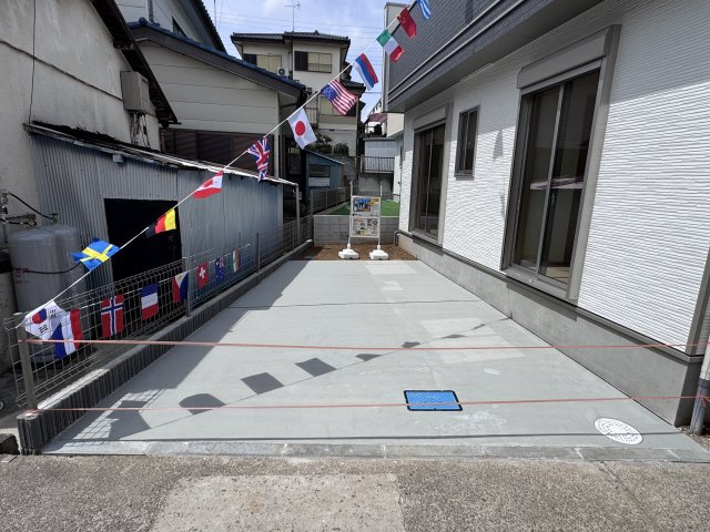 柏市中新宿２丁目新築戸建の駐車場|駐車スペース完備