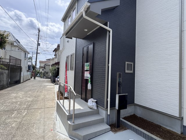 柏市中新宿２丁目新築戸建のエントランス|エントランス・玄関ポーチ