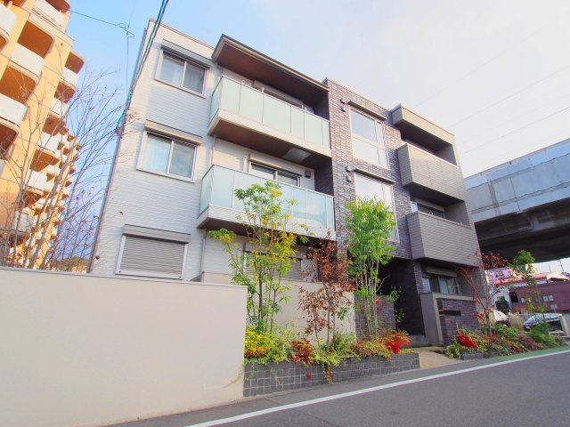 アヴェニール府中