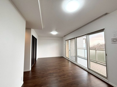 【居間・リビング】 | グランノア高槻阿武山LUCE