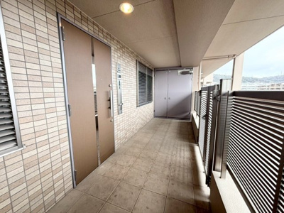 【玄関】 | グランノア高槻阿武山LUCE