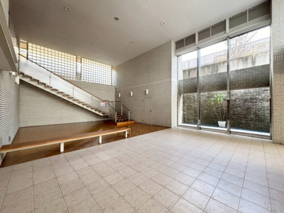 【ロビー】 | グランノア高槻阿武山LUCE