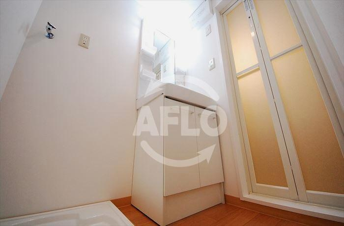 みおつくし東なんばの洗面所|みおつくし東なんば　独立洗面台