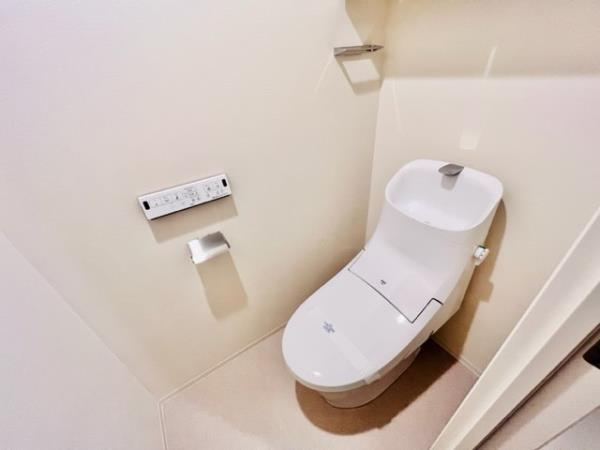 Ｂｒｉｌｌｉａ　ｉｓｔ　両国のトイレ|ゆったりとした空間のトイレです