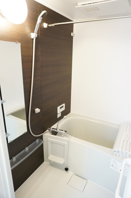 【浴室】 | Ｄ-room船町 | 追い焚き機能付き