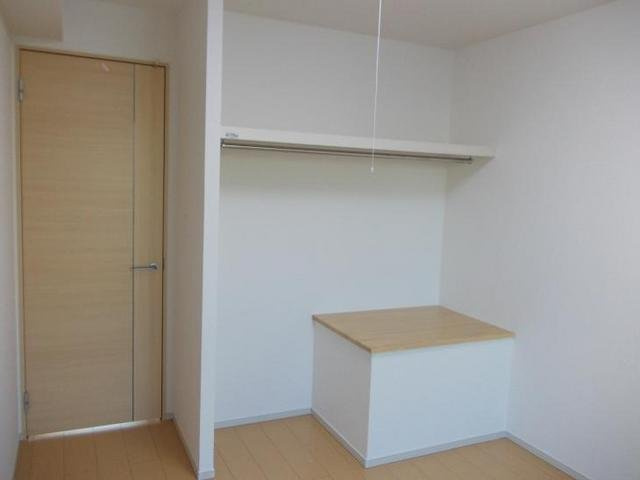 サンクレスティーのその他