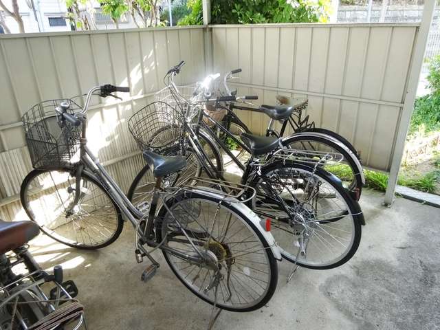 ノーブルハイムのその他共用部分|駐輪場です☆