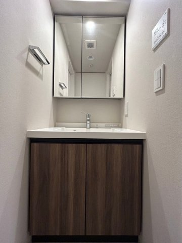 【独立洗面台】