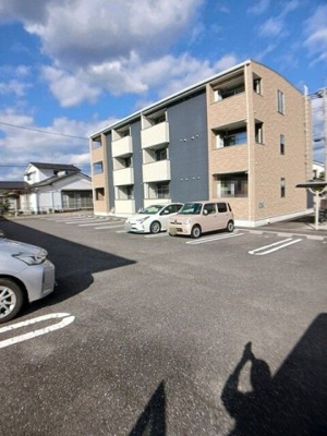 【駐車場】 | メゾンオーブＡ