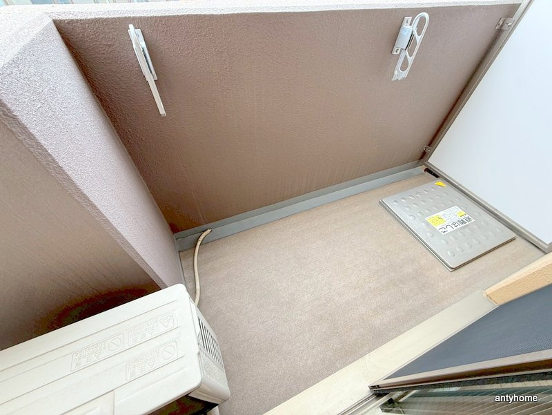 トモ南堀江のバルコニー