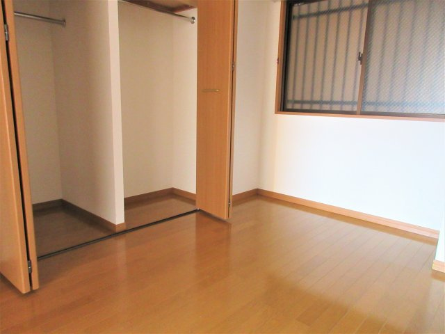 TenGood祖原の洋室