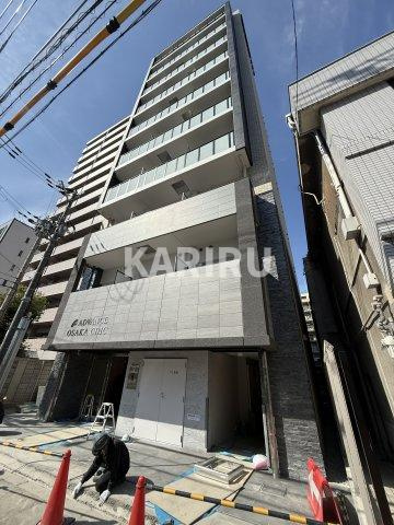 アドバンス大阪シックのエントランス