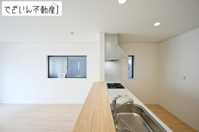 【キッチン】 | CRADLE GARDEN加須市南町第3　新築住宅 | ≪2号棟≫
現地(2026年7月撮影)