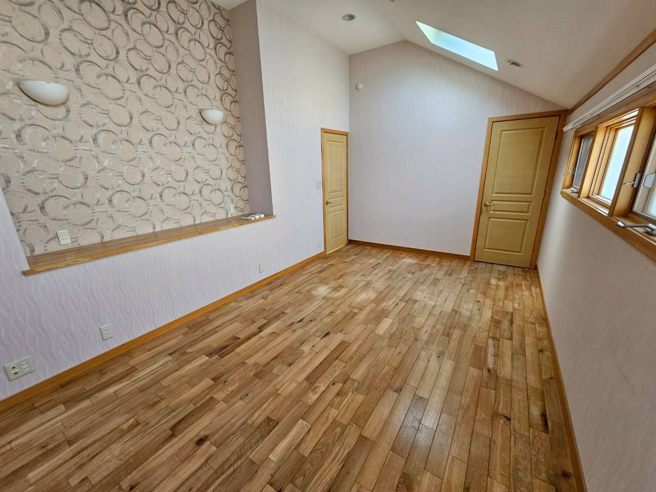 芦屋市翠ヶ丘町戸建の内装