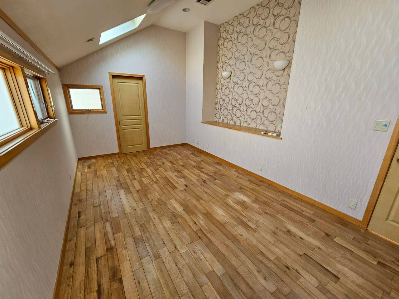 芦屋市翠ヶ丘町戸建の内装