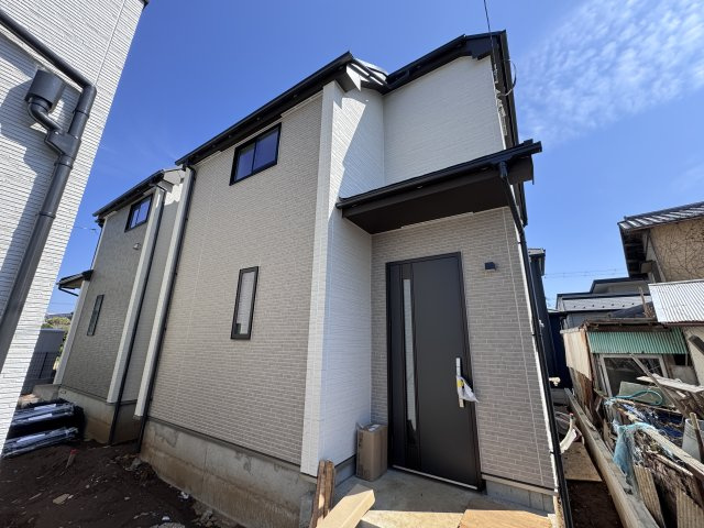 松戸市小金原８丁目新築戸建【貝の花小学校:徒歩2分】