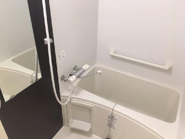 クレイノクラウディア駒込の浴室