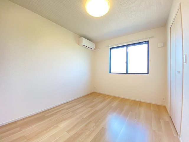 【居間・リビング】 | ※同タイプ写真になります