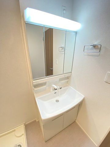 【独立洗面台】 | ※同タイプ写真になります