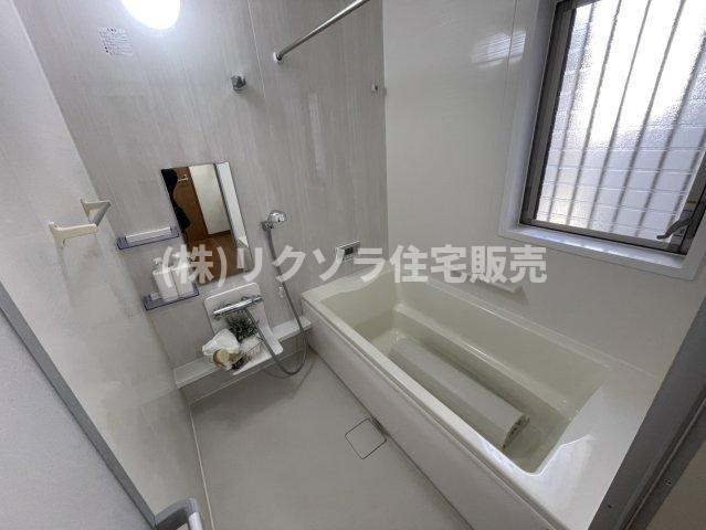 北中振4丁目　中古一戸建ての浴室|オートバス機能付き
■物件内覧・資金計画相談・住宅ローン相談、リフォーム相談、お問合せ受付中■
※当日・翌日のご内覧、ご相談はお電話でのお問合せがスムーズです！