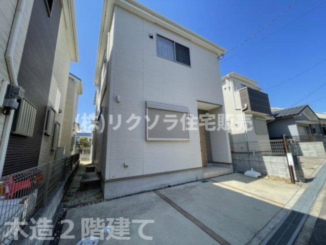 北中振4丁目　中古一戸建ての構造・工法・仕様|木造２階建て
■物件内覧・資金計画相談・住宅ローン相談、リフォーム相談、お問合せ受付中■
※当日・翌日のご内覧、ご相談はお電話でのお問合せがスムーズです！