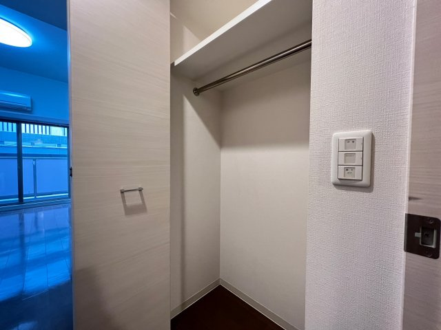 プライムアーバン御堂筋本町の収納