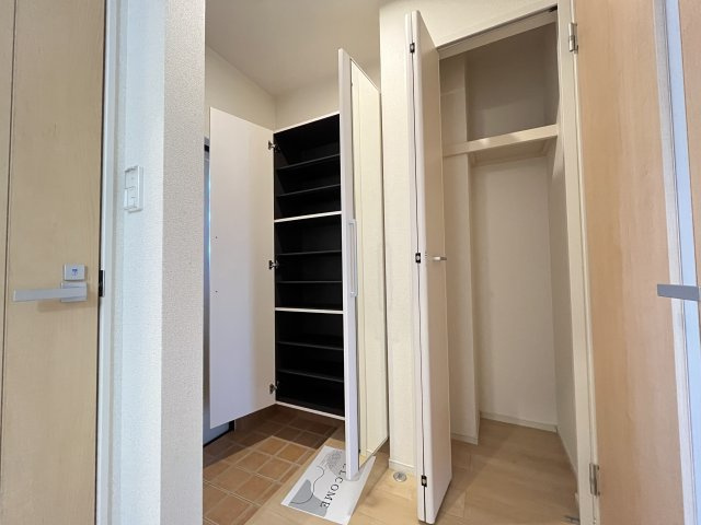 ＲＥＩＷＡ　Ⅱの内装