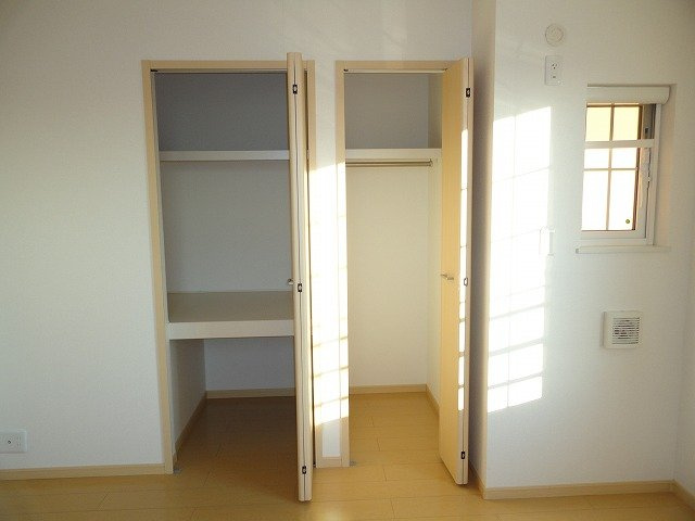 フロ－ラ　Ｂの設備