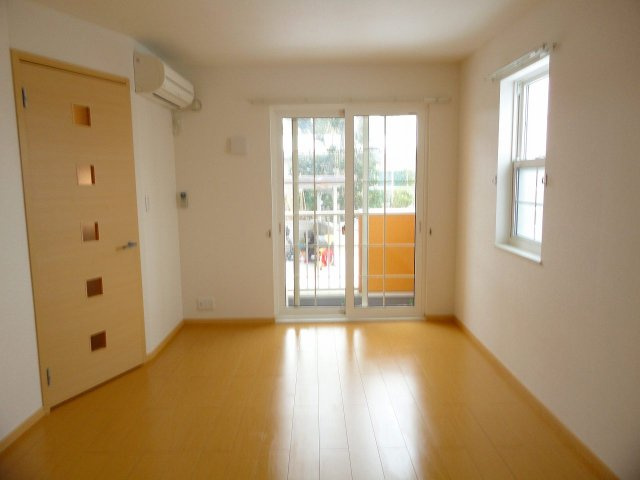 フロ－ラ　Ｂの居間・リビング