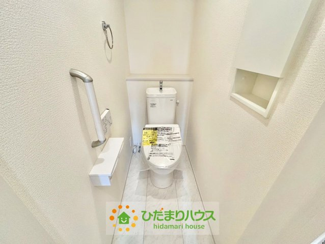 加須市花崎4丁目　新築一戸建て　01のトイレ
