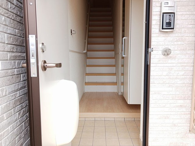 メゾン　クロシェットの玄関