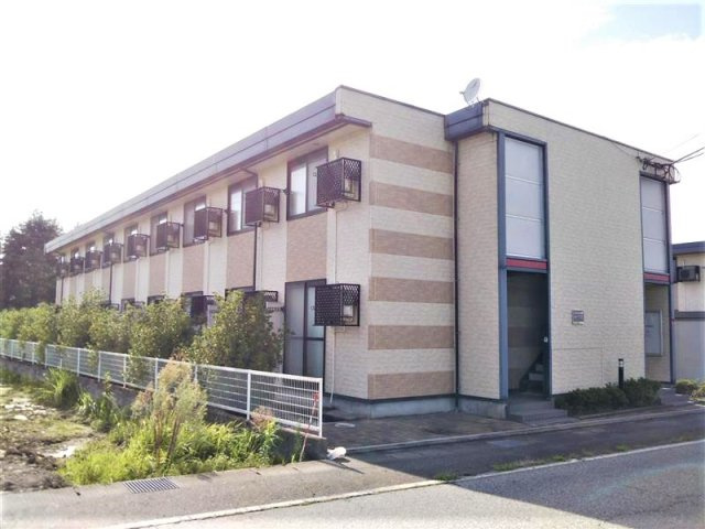 レオパレス本郷Ｂの外観