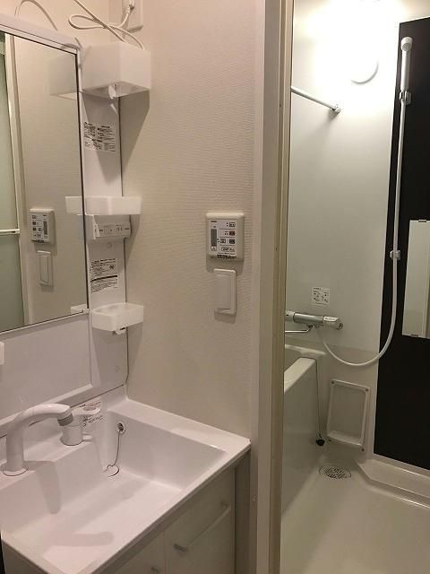 クレイノノーヴェ　テラスの浴室