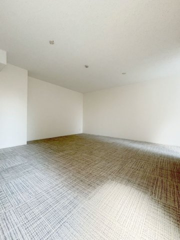 「防音マンション」AMI東池袋の洋室|遮音性能マイナス60デシベルの防音室となります
