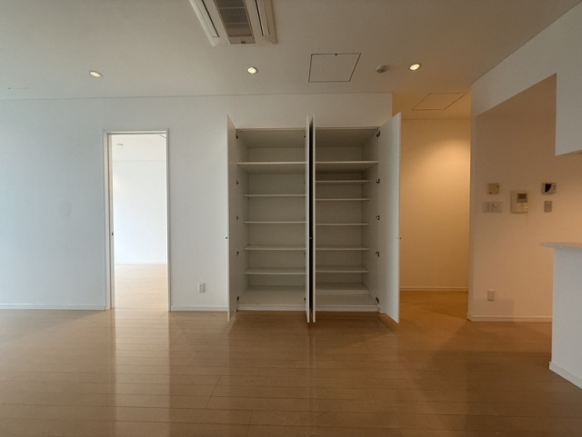 千代田区富士見２丁目の賃貸マンションのその他|リビング収納