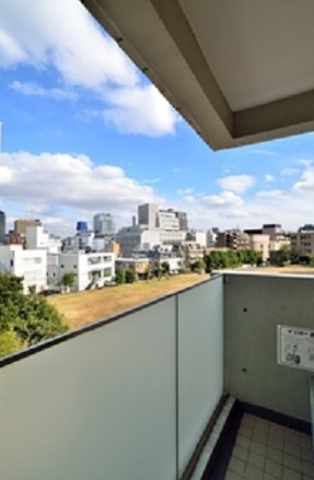 千代田区富士見２丁目の賃貸マンションのバルコニー
