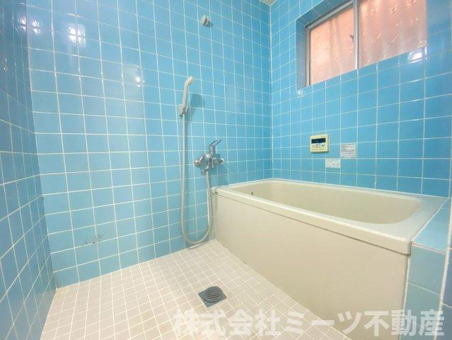 花園東町一丁目　中古戸建の浴室