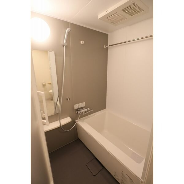 COZY岡崎柱町の浴室