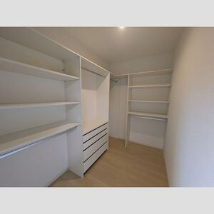 石仏町長北屋敷戸建の収納