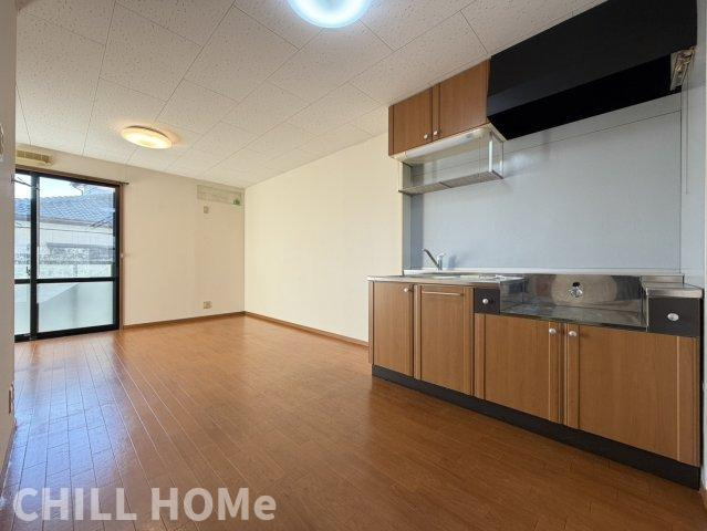 ルミエールの居間・リビング|他社様掲載物件もまとめてご紹介、ご案内可能です(^^)/