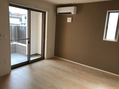 【居間・リビング】 | 三木市緑が丘町本町一丁目新築アパート | リビング（イメージ）