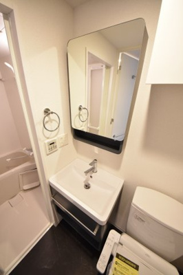 【独立洗面台】 | セレニテ三宮プリエ