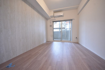 【洋室】 | セレニテ三宮プリエ