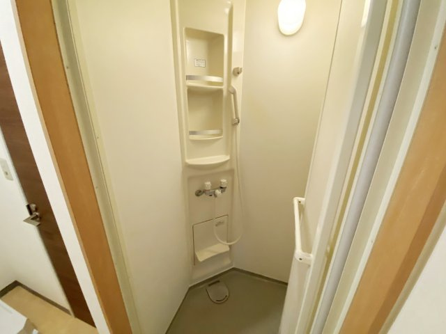明錦中浦和のシャワールーム