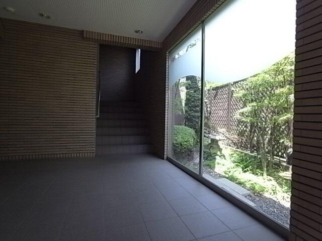 フォレスト沖 のロビー