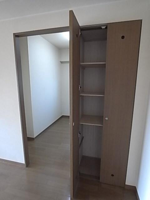 フォレスト沖 の収納