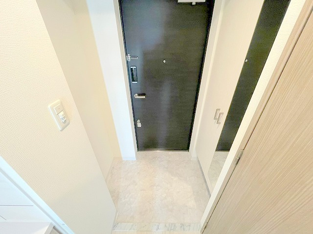 東三国Noahの玄関