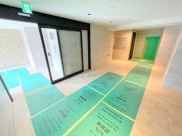 東三国Noahのロビー