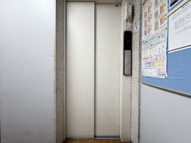 【設備】 | ライオンズマンション東神田 | 無いと困ってしまう設備の筆頭がエレベーター。定期的なメンテナンスが必要な大型機械です。よく整備されていることをご確認ください。～即日のご見学可能～　お問合せはお気軽にどうぞ。